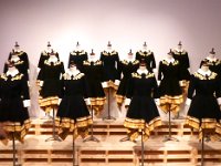 衣装：今、話したい誰かがいる