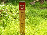 標識 この案内があちこちにあります