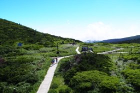 地蔵山頂駅風景