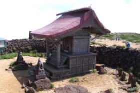 熊野岳山頂神社